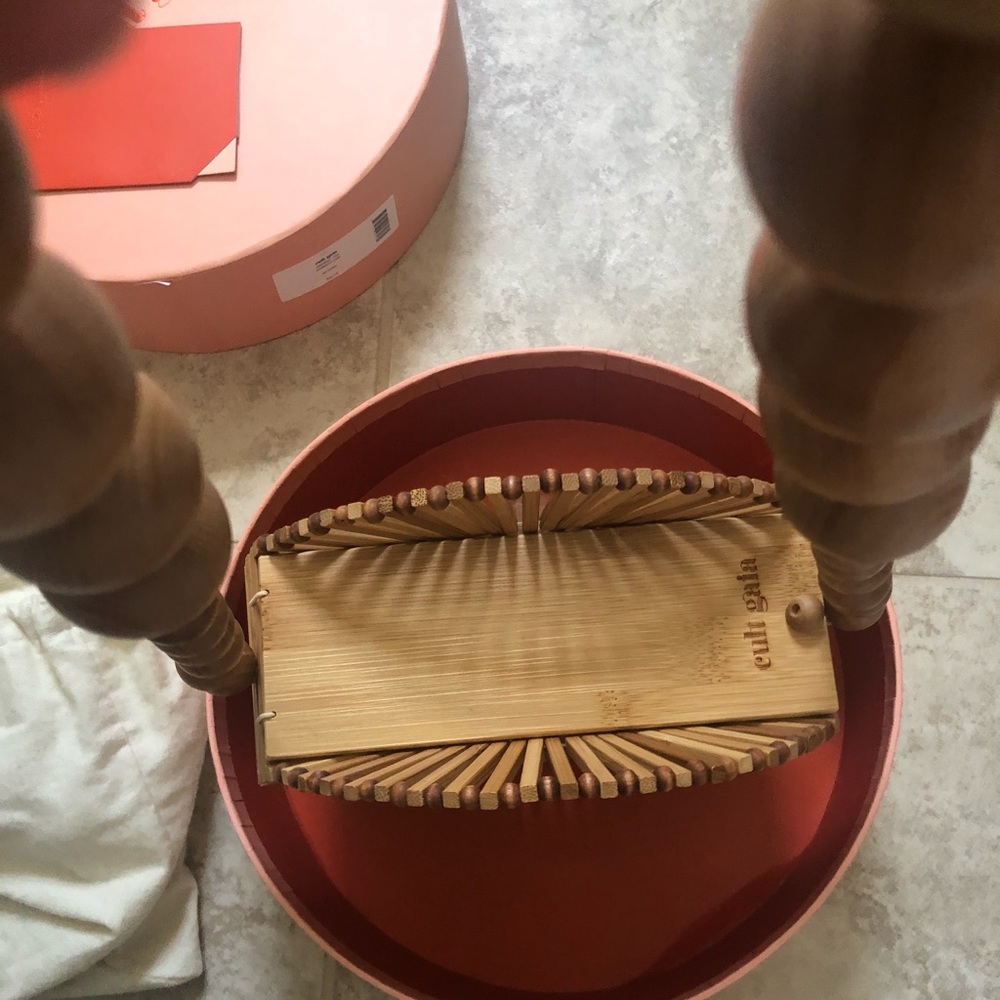 cult gaia Round Wooden Bead Shoulder Bag in Brown - Picture 3 of 14